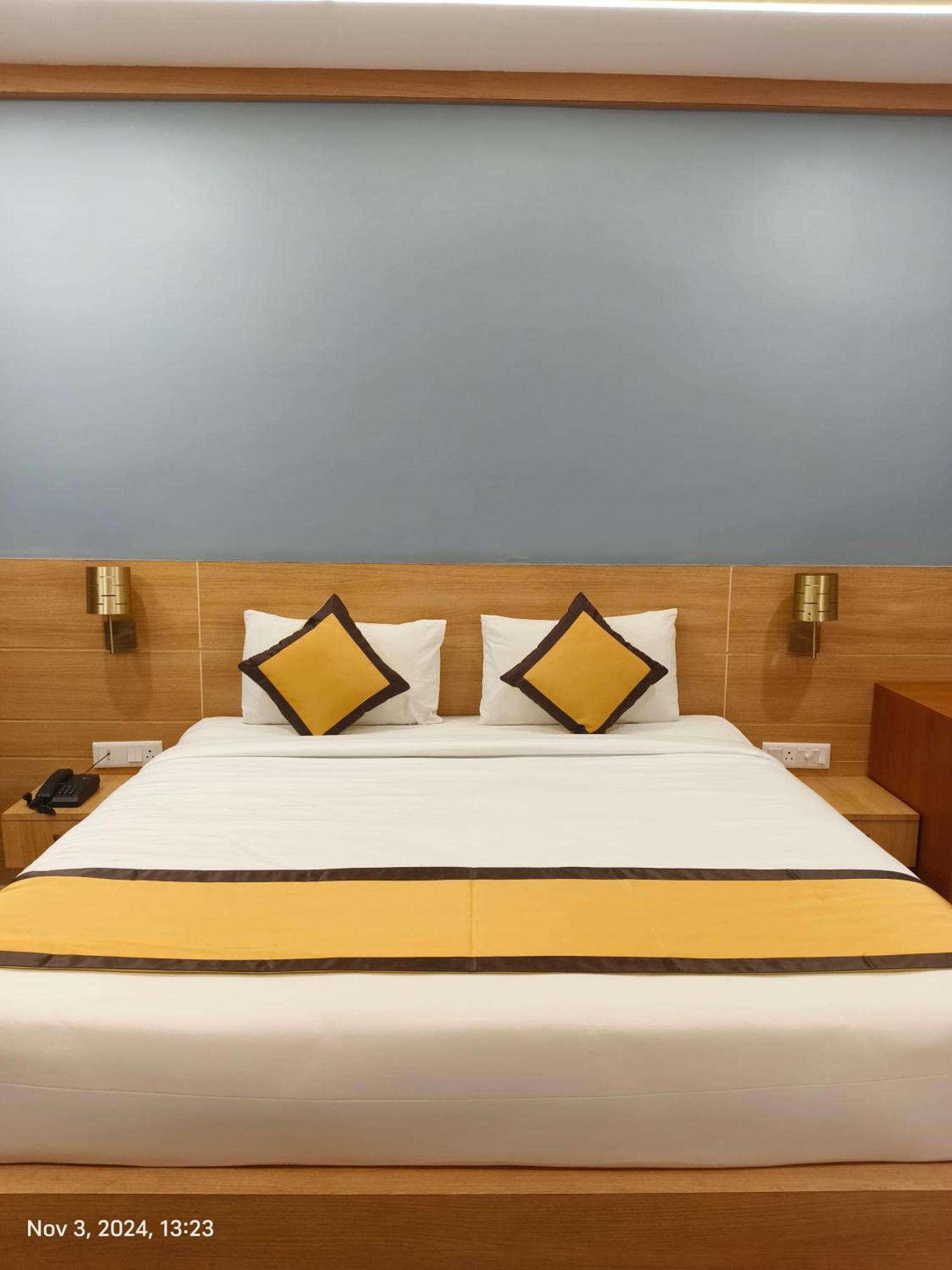Rs Regal Inn-דאוגהאר מראה חיצוני תמונה